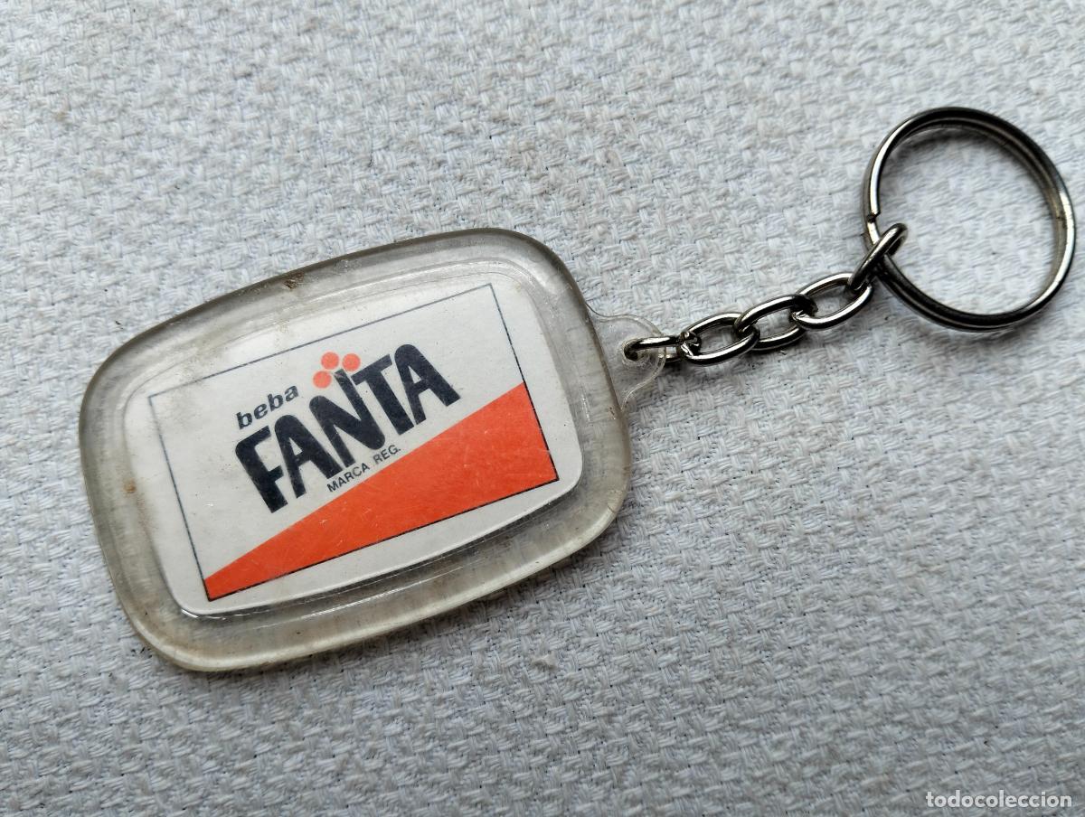 Sammlung von Schl&uuml;sselanh&auml;ngern: Llavero antiguo publicitario beba fanta marca registrada