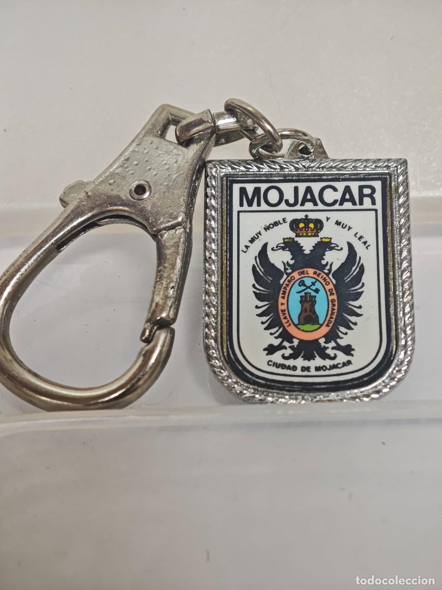 Coleccionismo de llaveros: LLAVERO A&Ntilde;OS 90 RECUERDO DE MOJOCAR ESCUDO