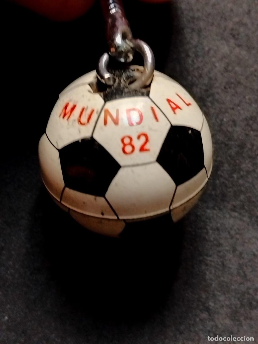 Coleccionismo de llaveros: LLAVERO MUNDIAL ESPA&Ntilde;A 82 BAL&Oacute;N F&Uacute;TBOL