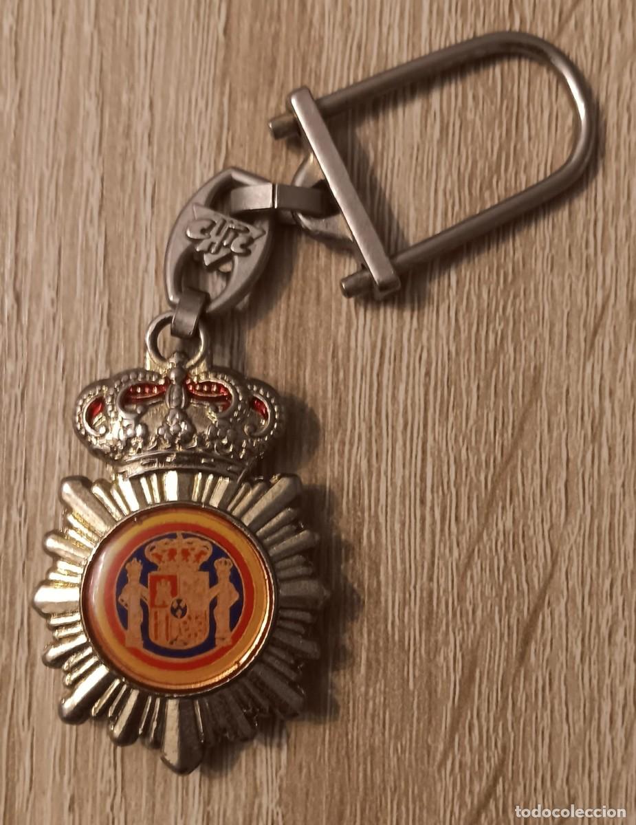 Coleccionismo de llaveros: LLAVERO INSIGNIA LOGO CUERPO NACIONAL DE POLICIA VINTAGE