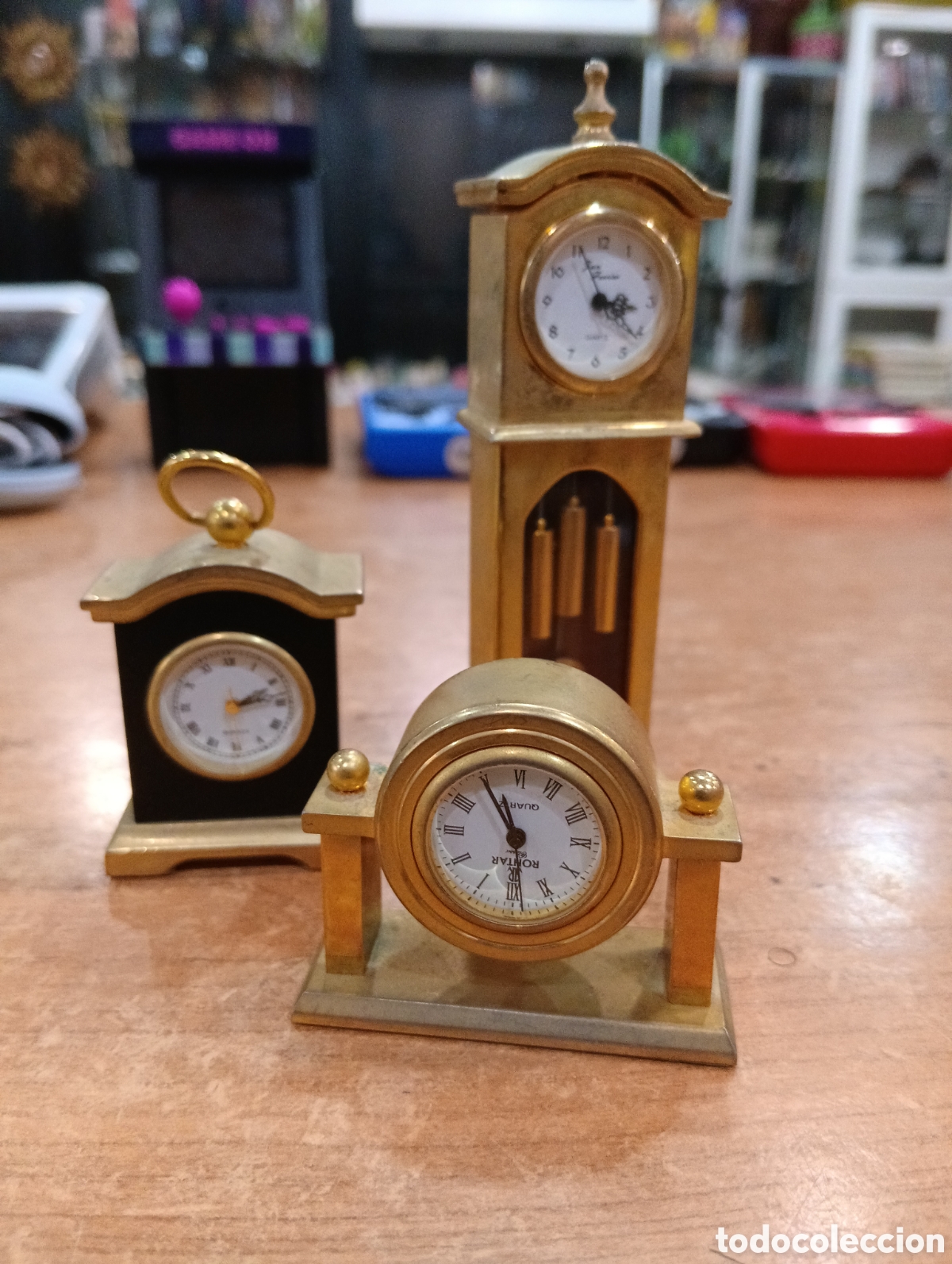 Coleccionismo de llaveros: Lote 3 relojes en miniatura. Compra m&iacute;nima 5 euros