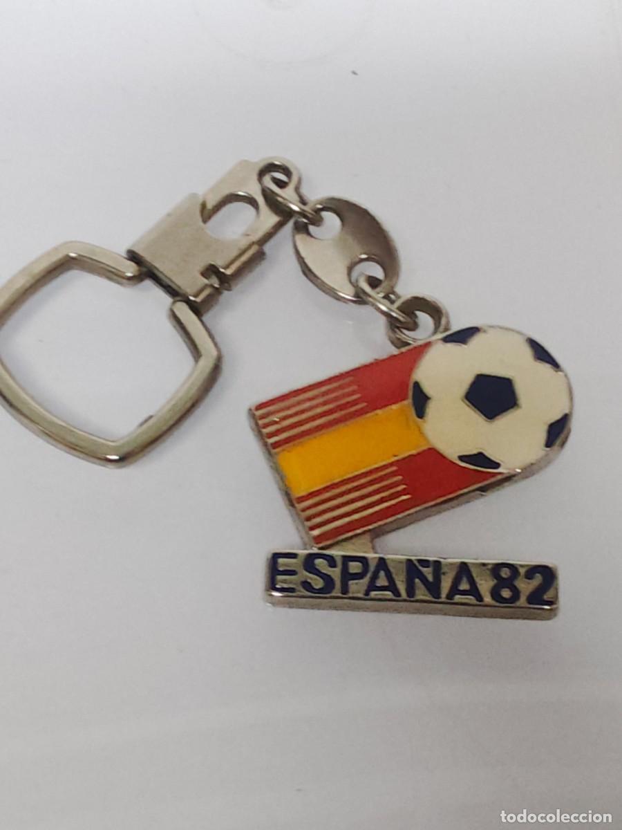 Coleccionismo de llaveros: LLAVERO METAL FUTBOL MUNDIAL 82