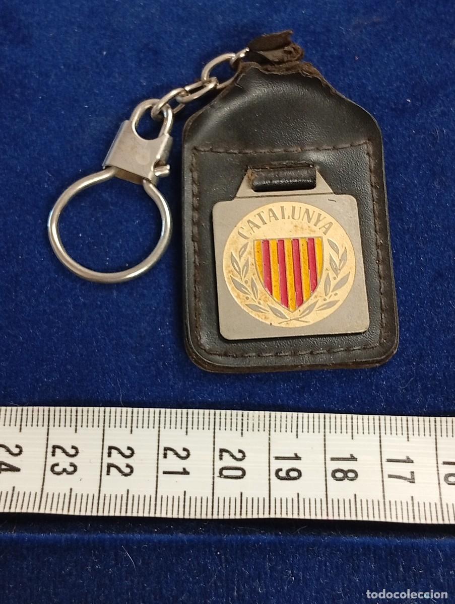 Coleccionismo de llaveros: LLAVERO ESCUDO CATALUNYA,CATALU&Ntilde;A EN PIEL-COLECCI&Oacute;N JORDI LLOPART ATLETA MARXA-