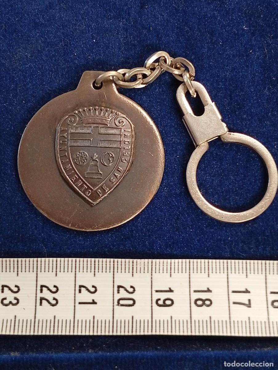 Coleccionismo de llaveros: LLAVERO ESCUDO AJUNTAMIENTO SANT CELONI, CATALUNYA PATINA-COLECCI&Oacute;N JORDI LLOPART ATLETA MARXA-