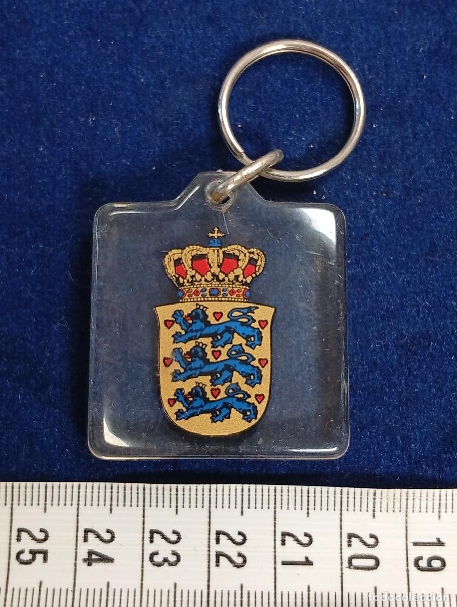 Coleccionismo de llaveros: LLAVERO ESCUDO DE DINAMARCA -COLECCI&Oacute;N JORDI LLOPART ATLETA MARXA-