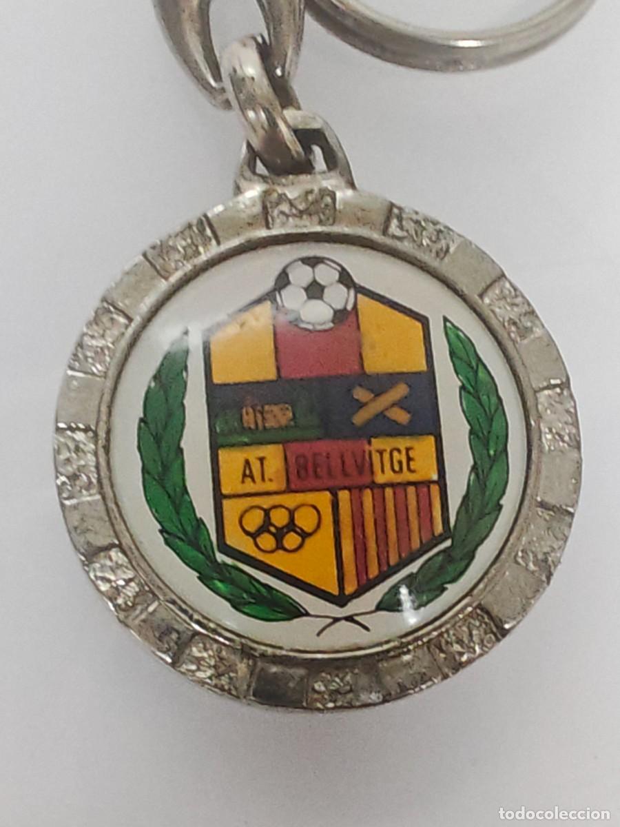 Coleccionismo de llaveros: LLAVERO METAL FUTBOL ATLETICO DE BELLVITGE