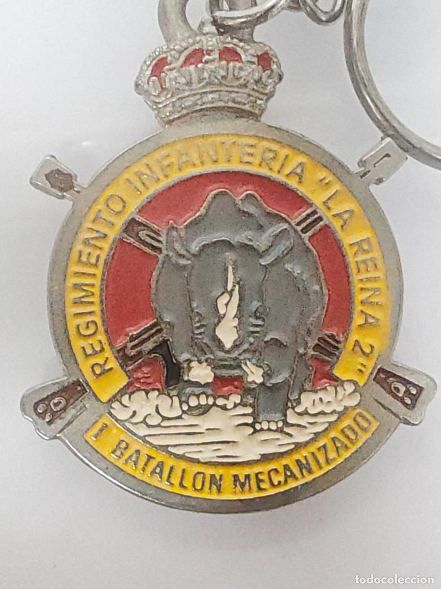 Coleccionismo de llaveros: LLAVERO METAL MILITAR REGIMIENTO DE INFANTER&Iacute;A REINA 2