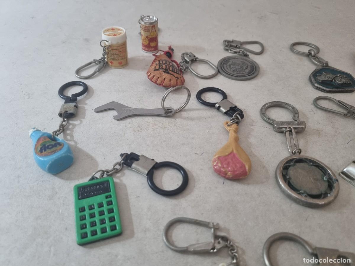 Coleccionismo de llaveros: Lote de 24 llaveros variados - Foto 8