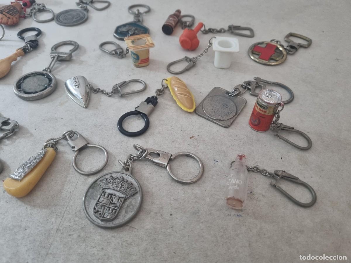 Coleccionismo de llaveros: Lote de 24 llaveros variados - Foto 11