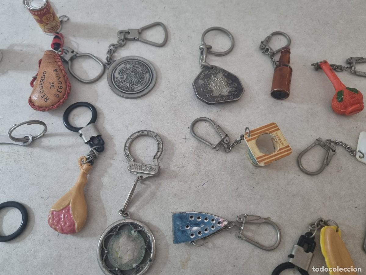 Coleccionismo de llaveros: Lote de 24 llaveros variados - Foto 15