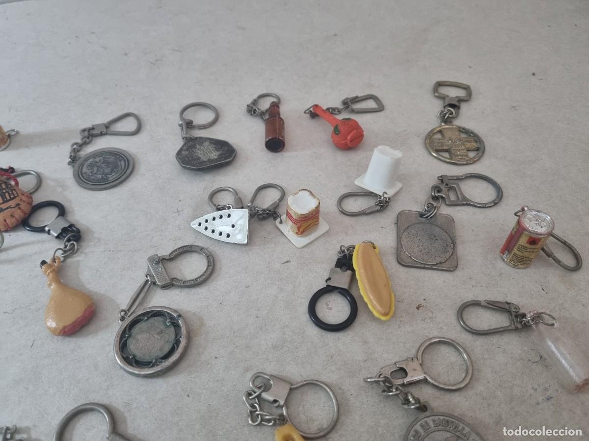 Coleccionismo de llaveros: Lote de 24 llaveros variados - Foto 20
