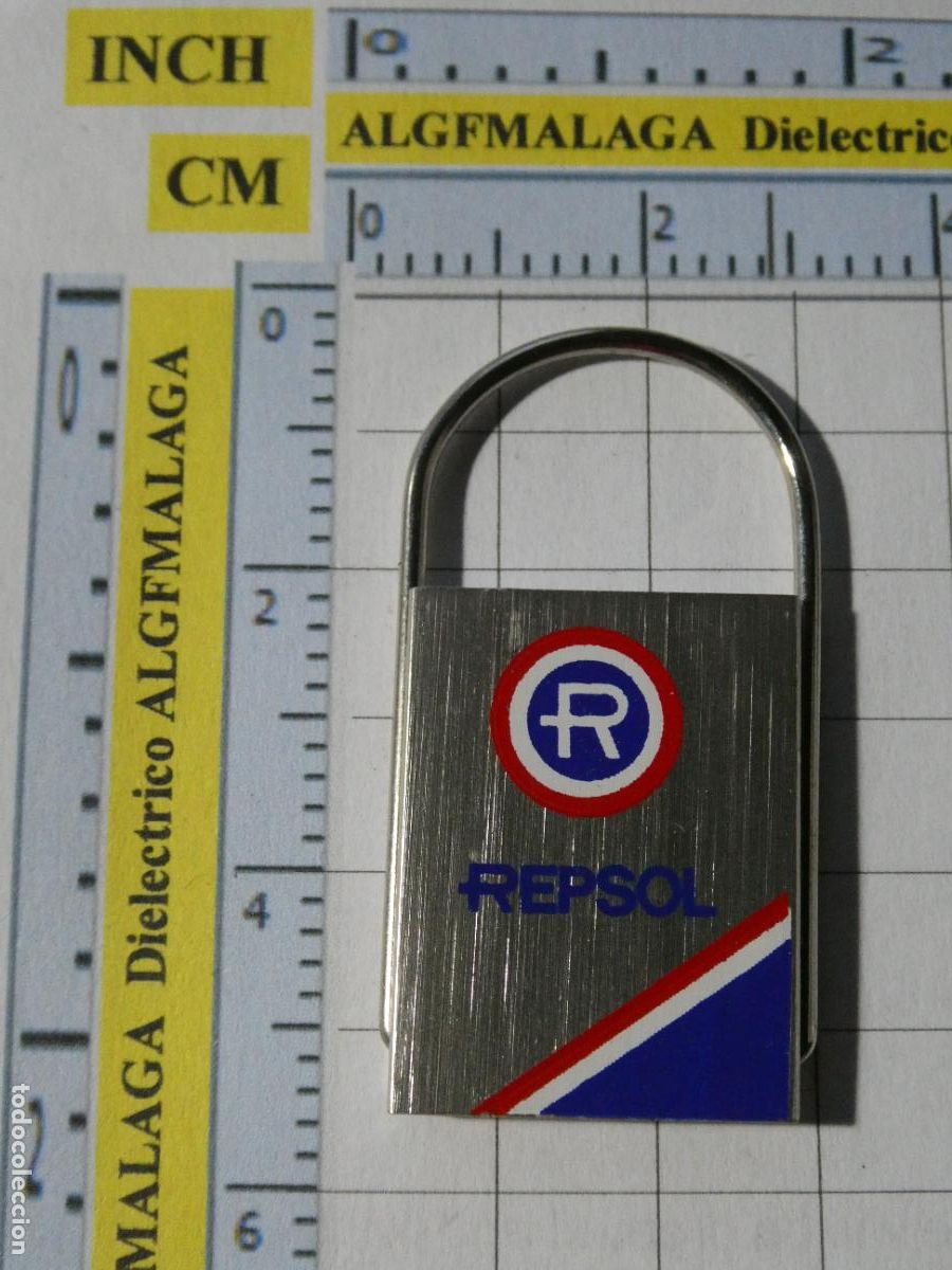 Coleccionismo de llaveros: LLAVERO DE COCHES MOTOS. LUBRICANTES REPSOL ESTACIONES SERVICIO