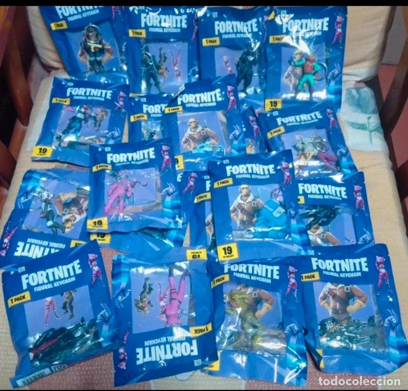 Coleccionismo de llaveros: Colecci&oacute;n completa Fortnite llaveros pvc 19 figuras nuevas