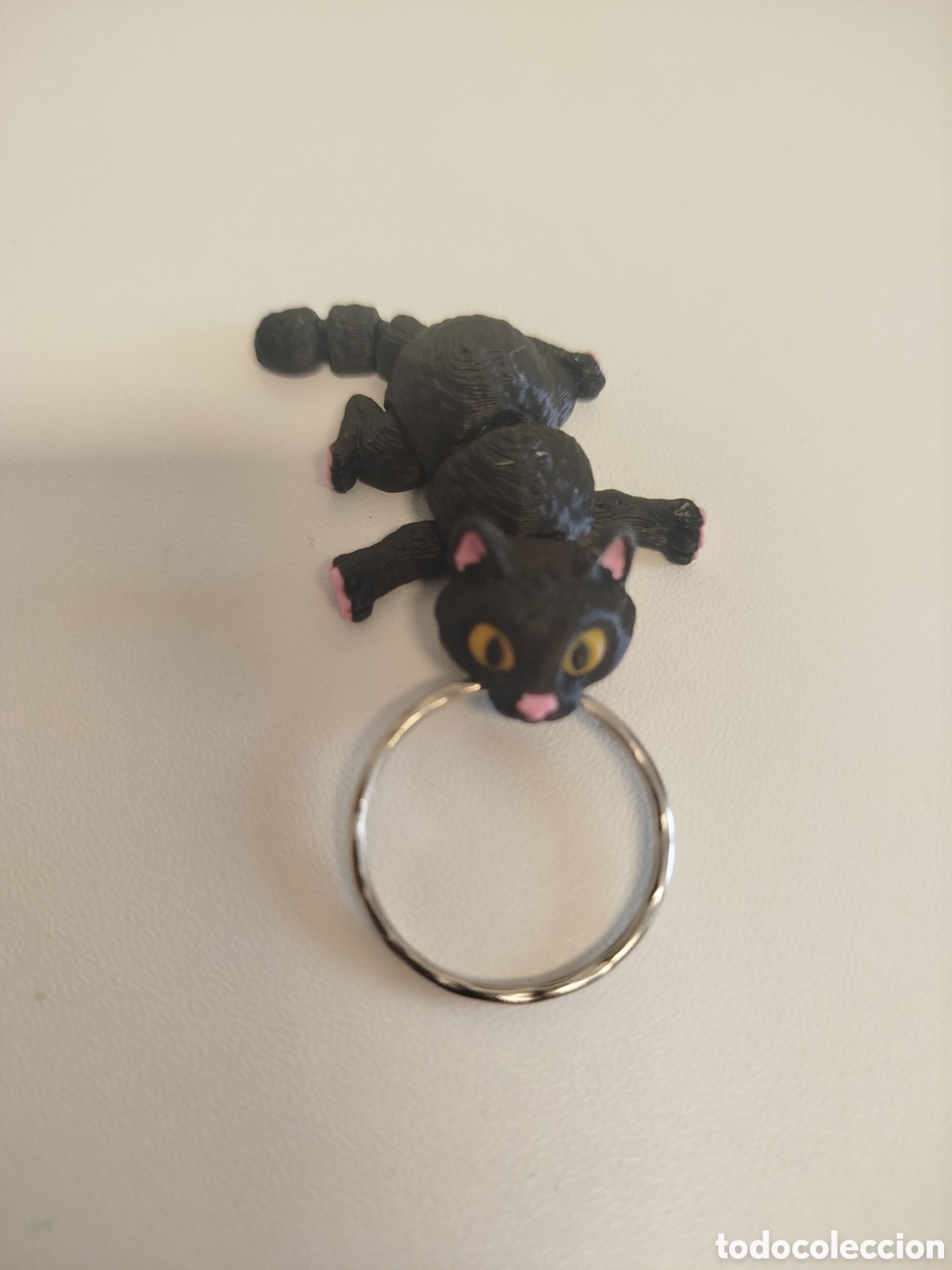 Coleccionismo de llaveros: Llavero gatito negro articulado