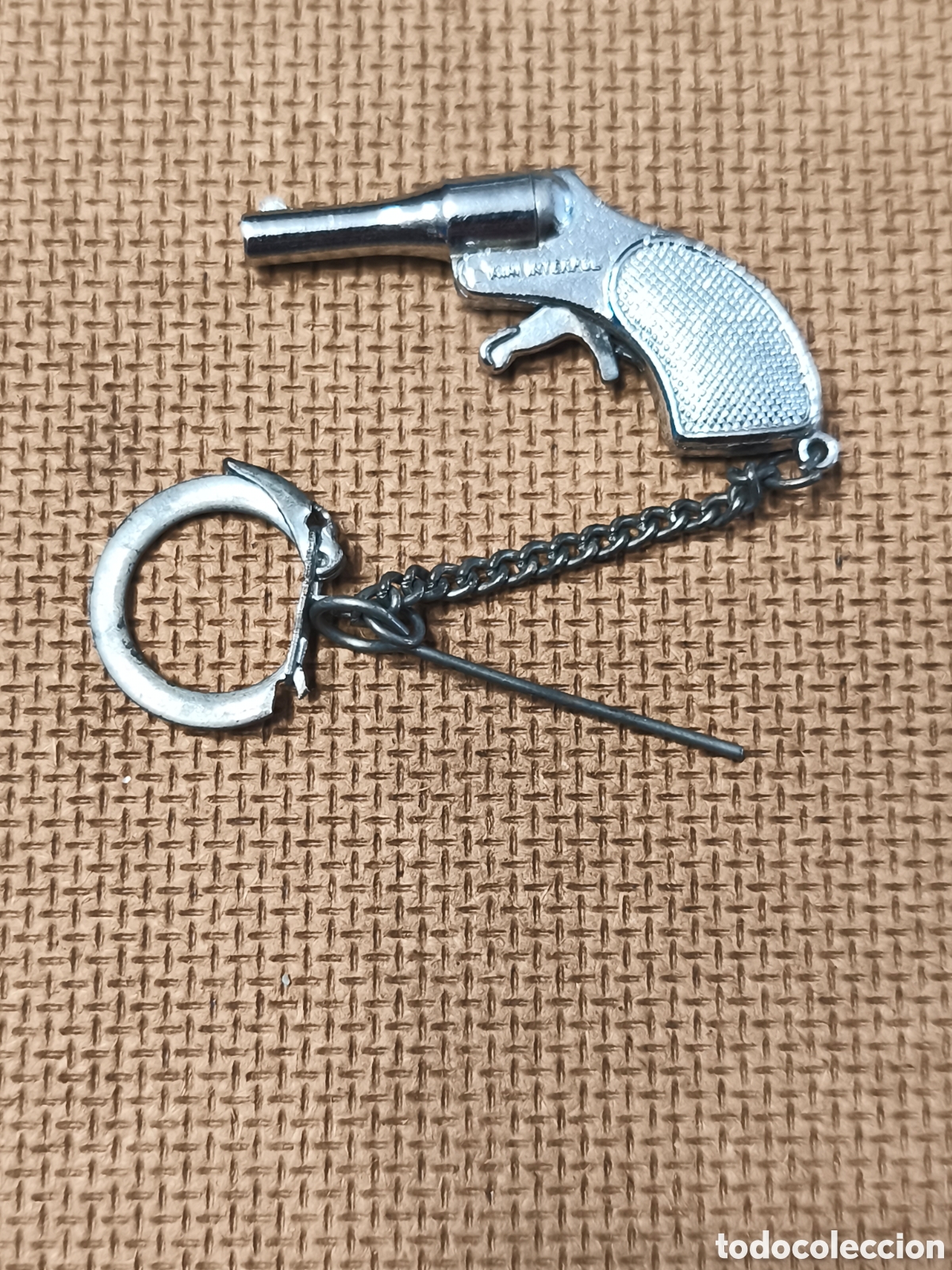 Coleccionismo de llaveros: Llavero Antiguo PISTOLA Revolver