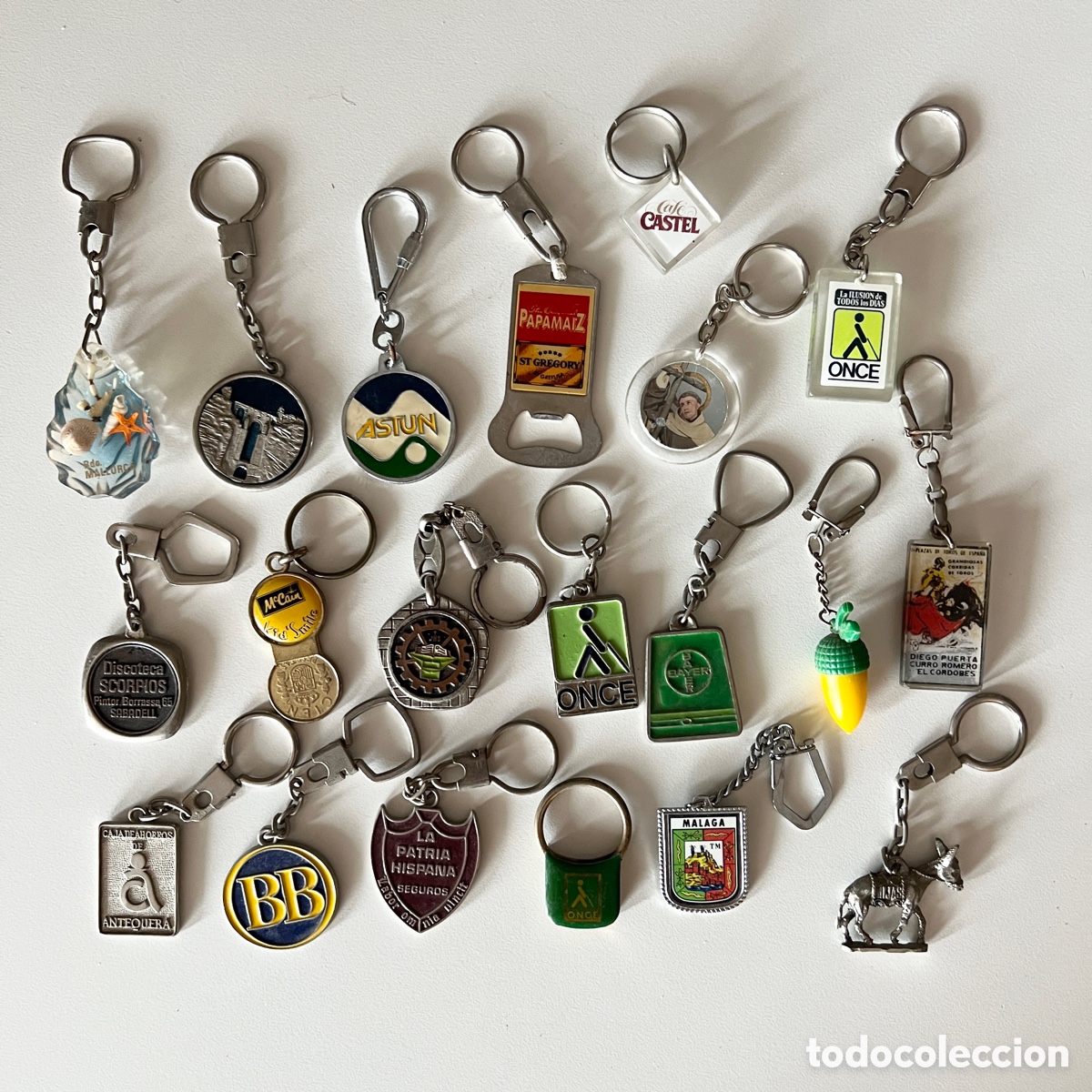 Collectionnisme de portes-cl&eacute;s: Llaveros motivos varios - Lote 9