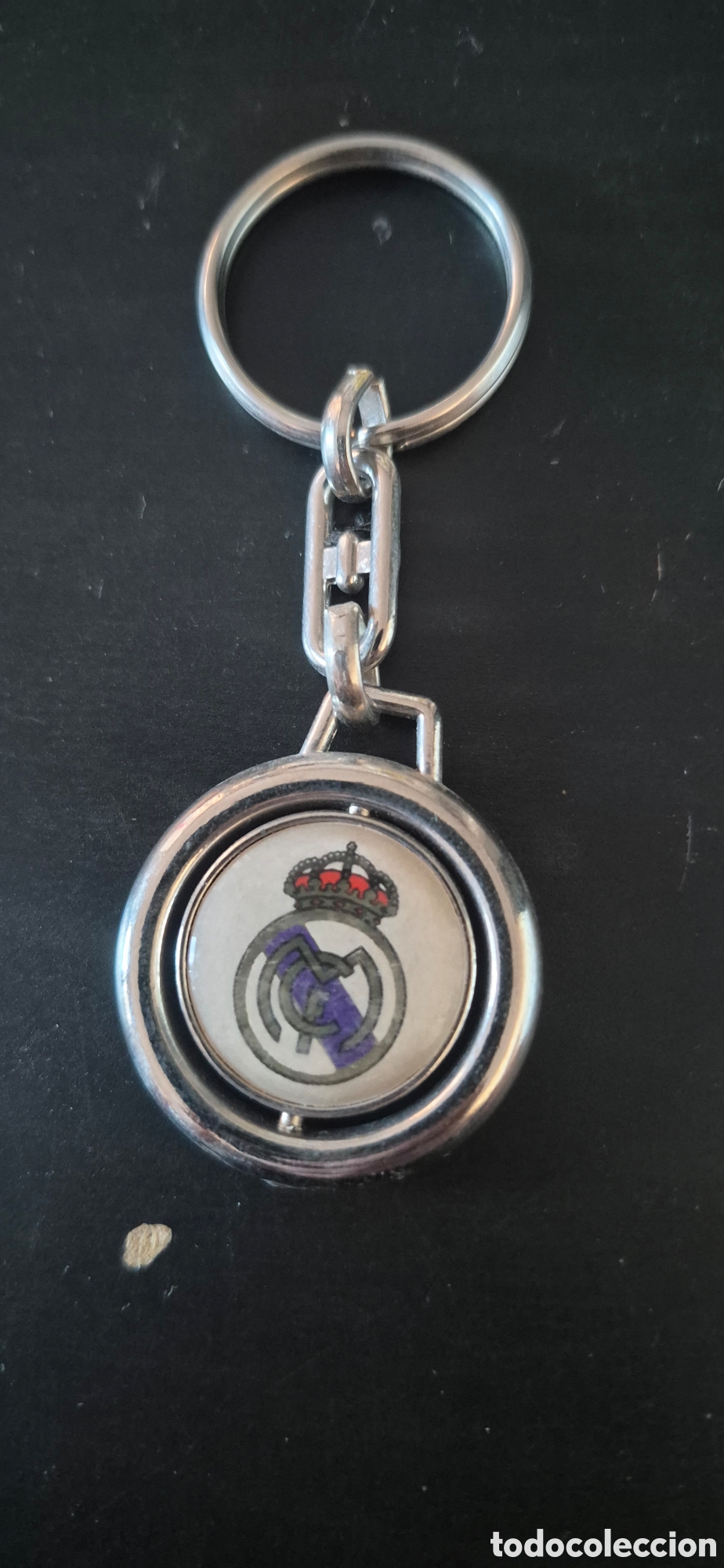 Collection of Keychains: LLAVERO REAL MADRID A&Ntilde;OS 80-90