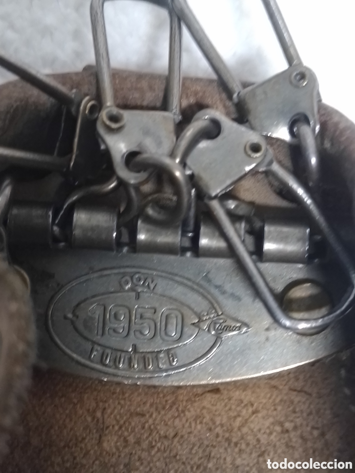 Coleccionismo de llaveros: Llavero forma chaleco Don Ramos Founded 1950. - Foto 4