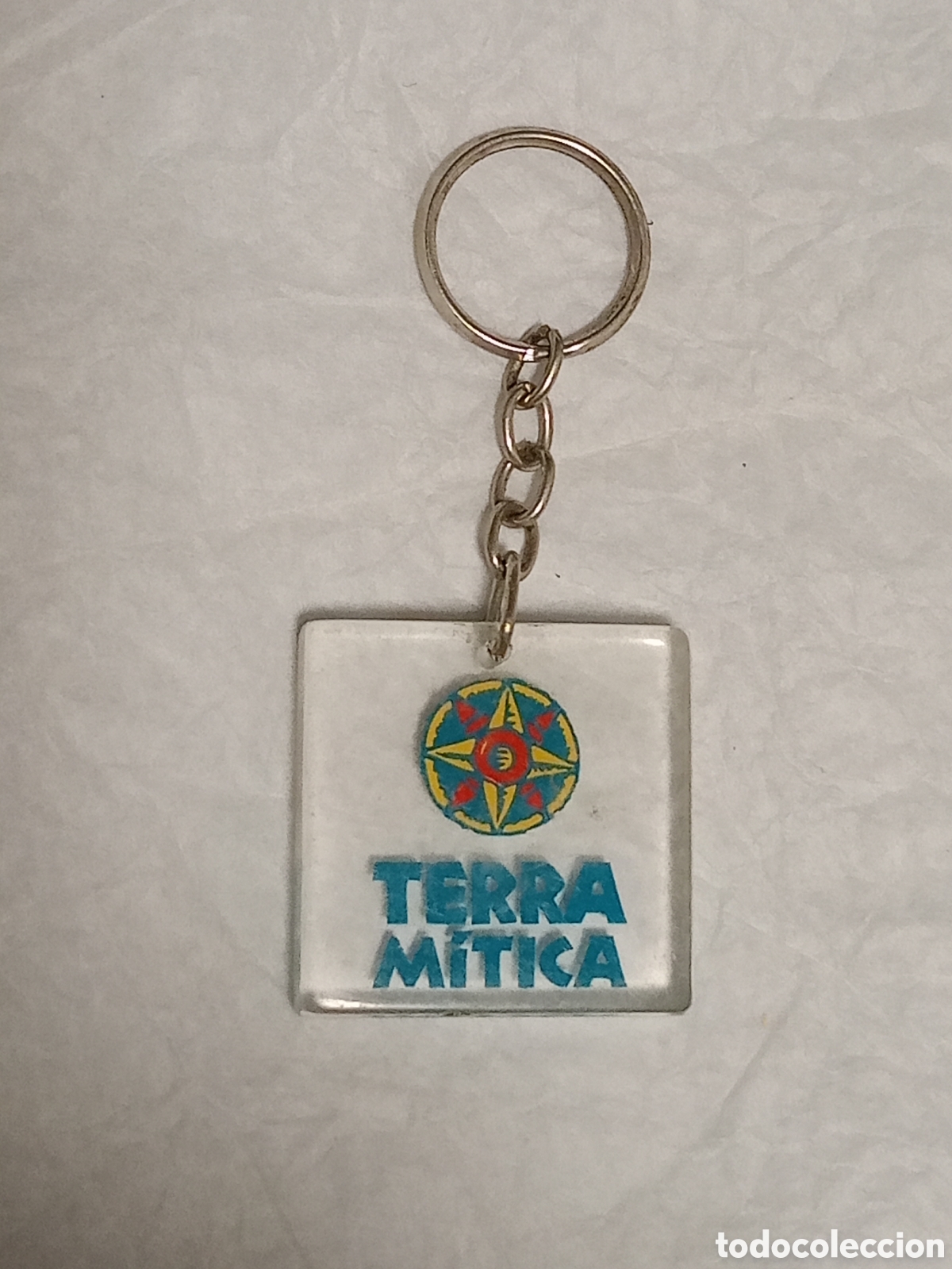 Coleccionismo de llaveros: Llavero logotipo Terra m&iacute;tica metacrilato