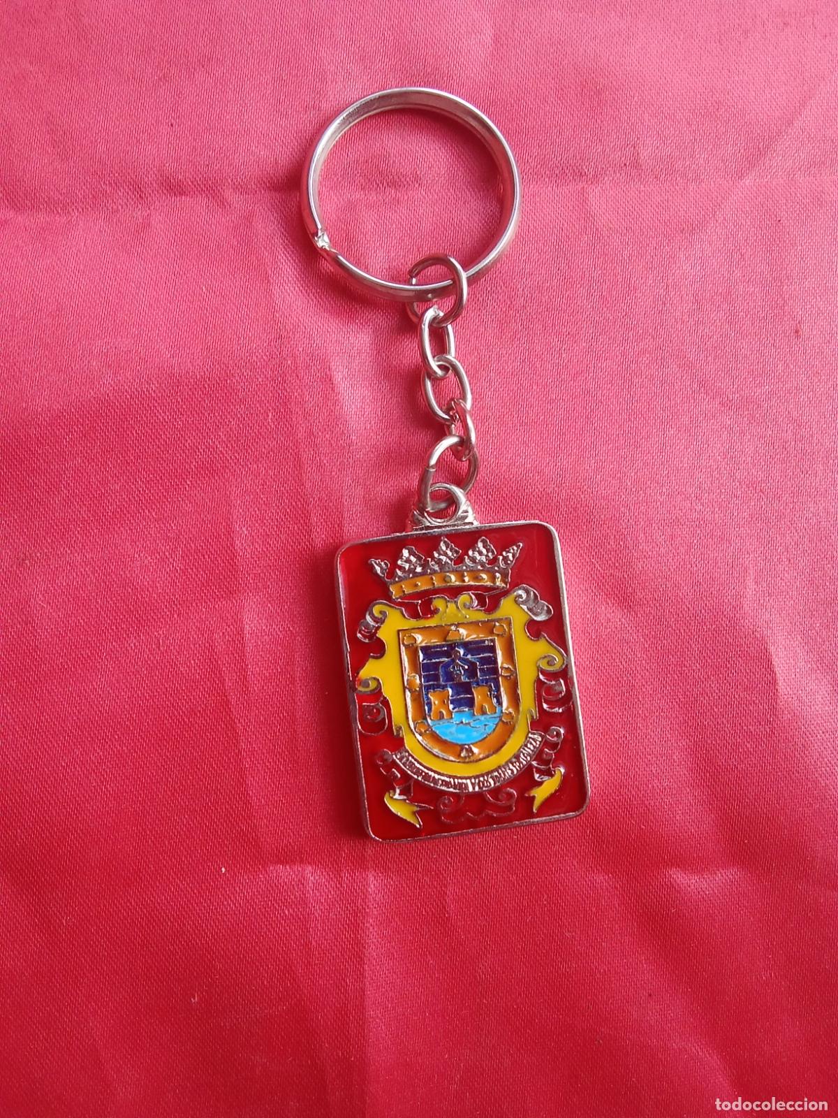 Collection of Keychains: Llavero Caam con escudo de San Javier. Caja llaveros