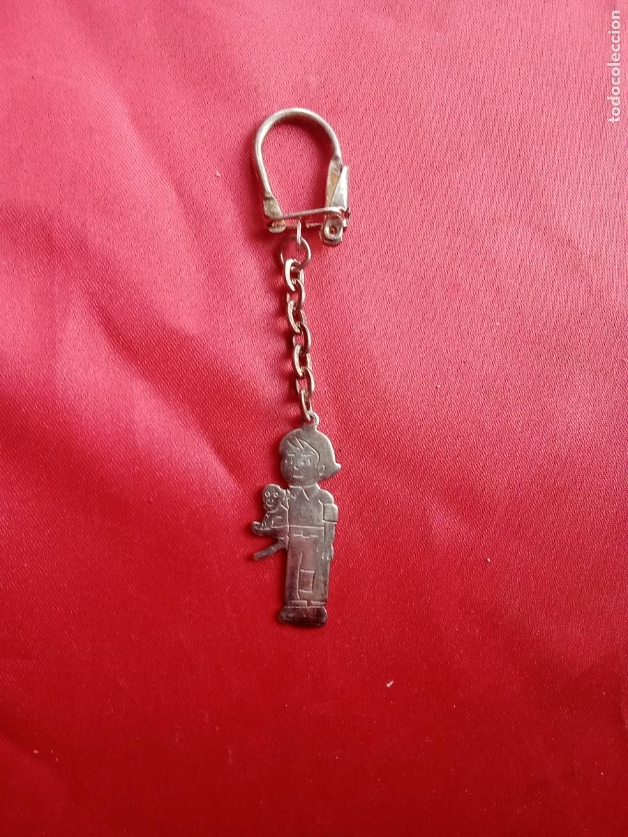 Collectionnisme de portes-cl&eacute;s: Llavero Marco y Amedio, plateado, no plata. Caja llaveros