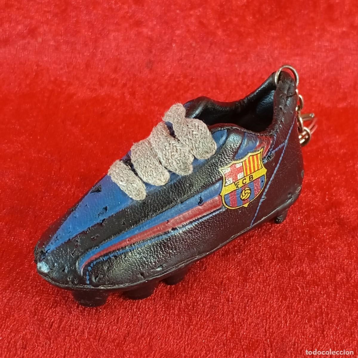 Sammlung von Schl&uuml;sselanh&auml;ngern: BOTA DE FUTBOL - F.C.B. - FUTBOL CLUB BARCELONA - LLAVERO