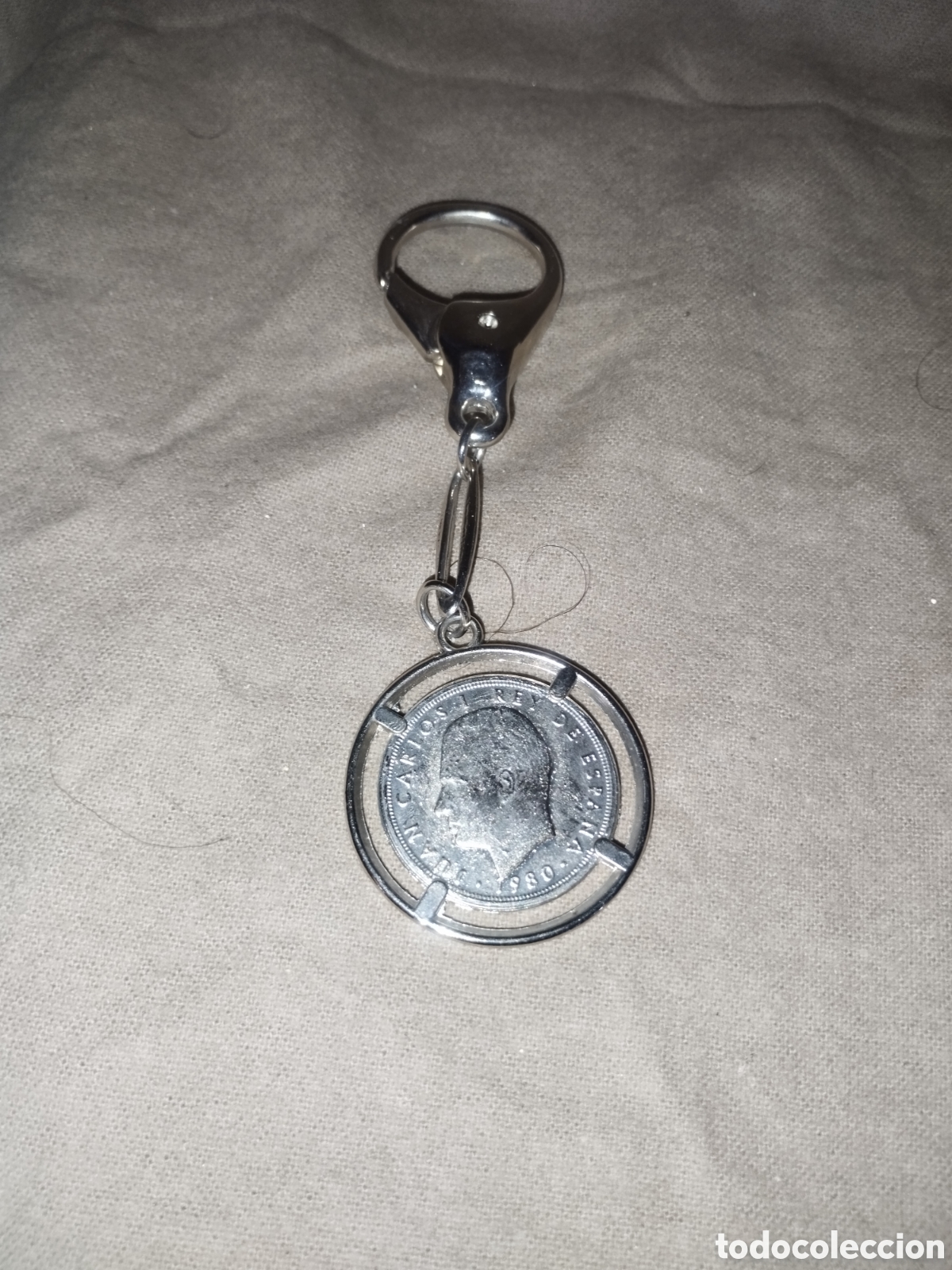 Coleccionismo de llaveros: Llavero con moneda 1982 - Foto 6