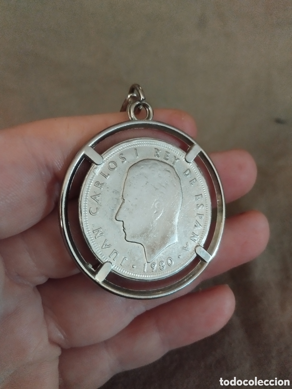 Coleccionismo de llaveros: Llavero con moneda 1982 - Foto 4