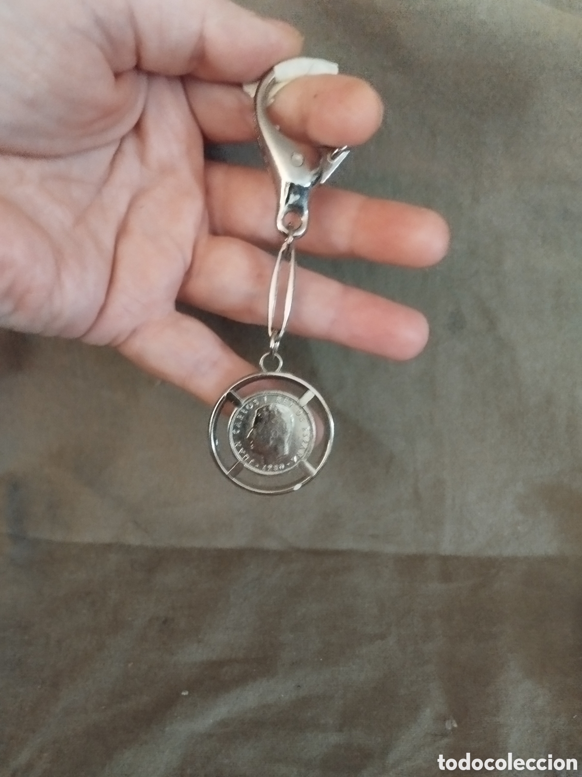 Coleccionismo de llaveros: Llavero con moneda 1982 - Foto 4