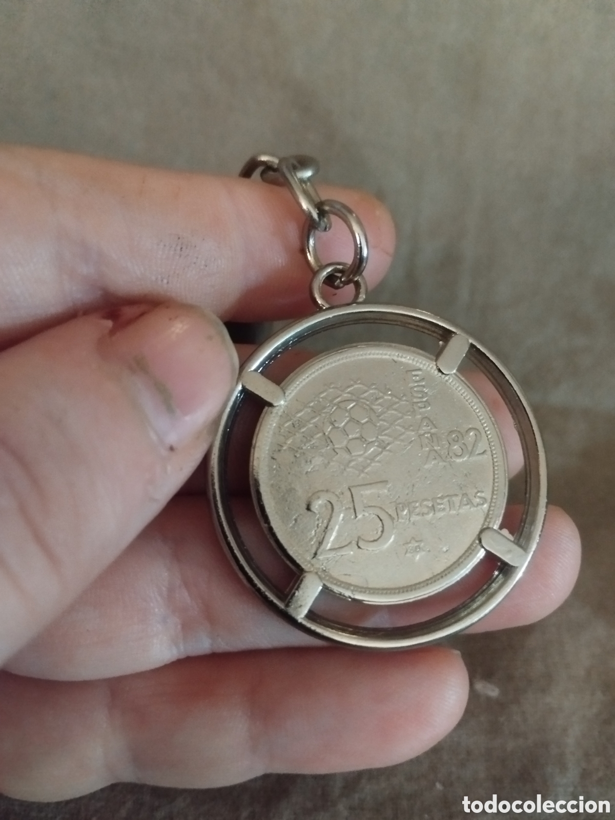 Coleccionismo de llaveros: Llavero con moneda 1982 - Foto 9