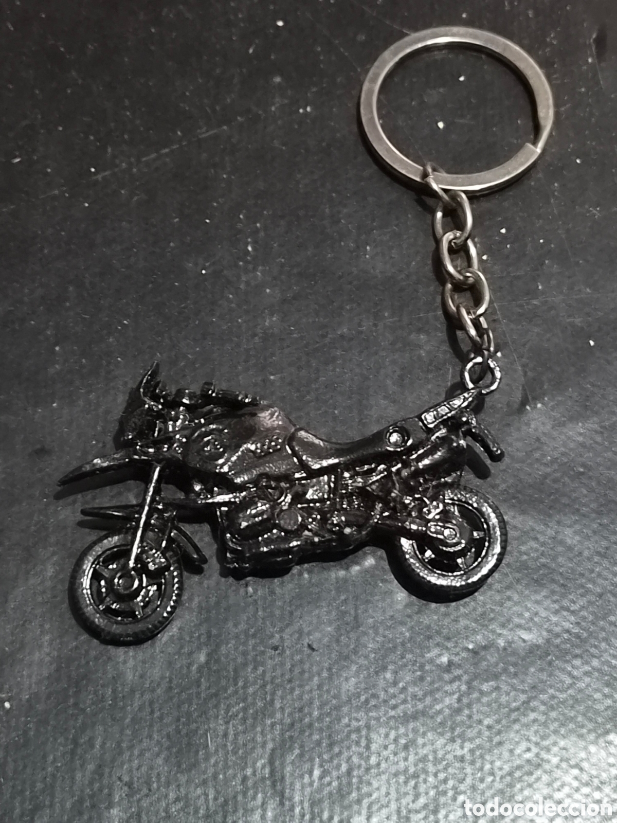 Coleccionismo de llaveros: LLAVERO DE METAL MOTO NEGRA