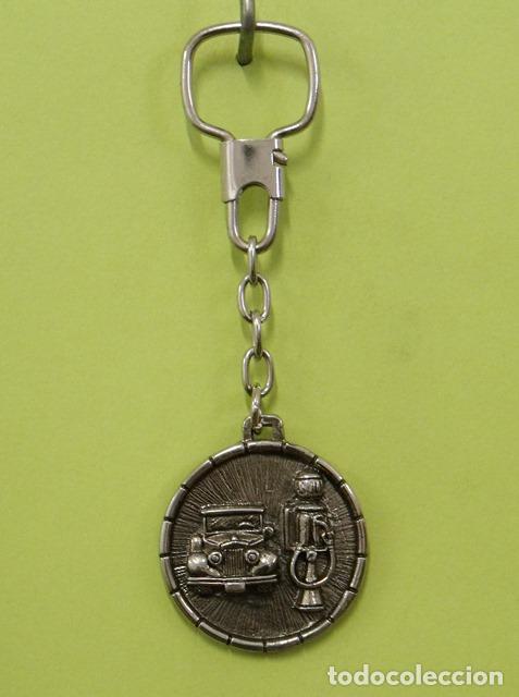 Coleccionismo de llaveros: Llavero Coche Relieve Muestra Serie Alto Relieve ref 234