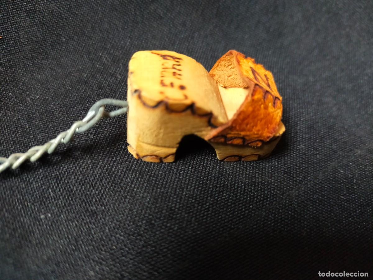 Coleccionismo de llaveros: ANTIGUO LLAVERO VINTAGE. TAMANCO DE MADERA CEAR&Aacute;. BRASIL. PIROGRABADO ARTESANAL. A&Ntilde;OS 70