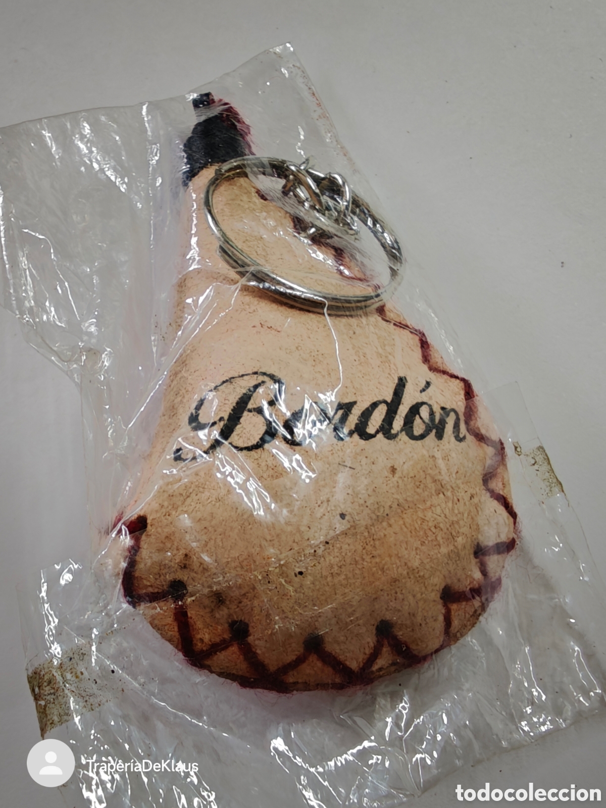 Coleccionismo de llaveros: Llavero de bota de vino artesanal (Bord&oacute;n) - car124