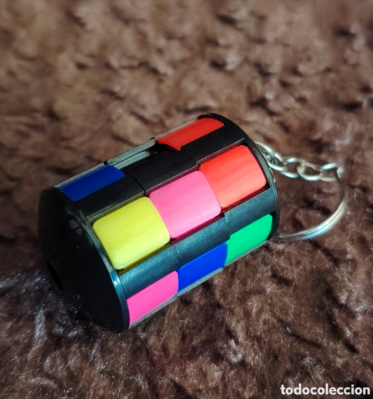 Coleccionismo de llaveros: Llavero Rubik cil&iacute;ndrico antiguo