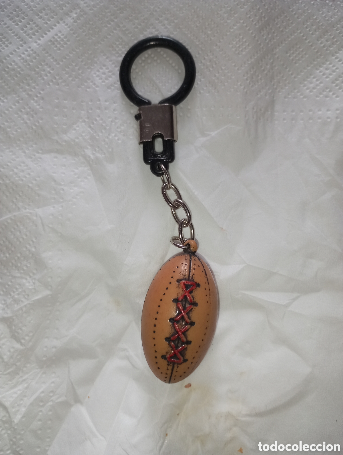 Coleccionismo de llaveros: Llavero bal&oacute;n de rugby vintage