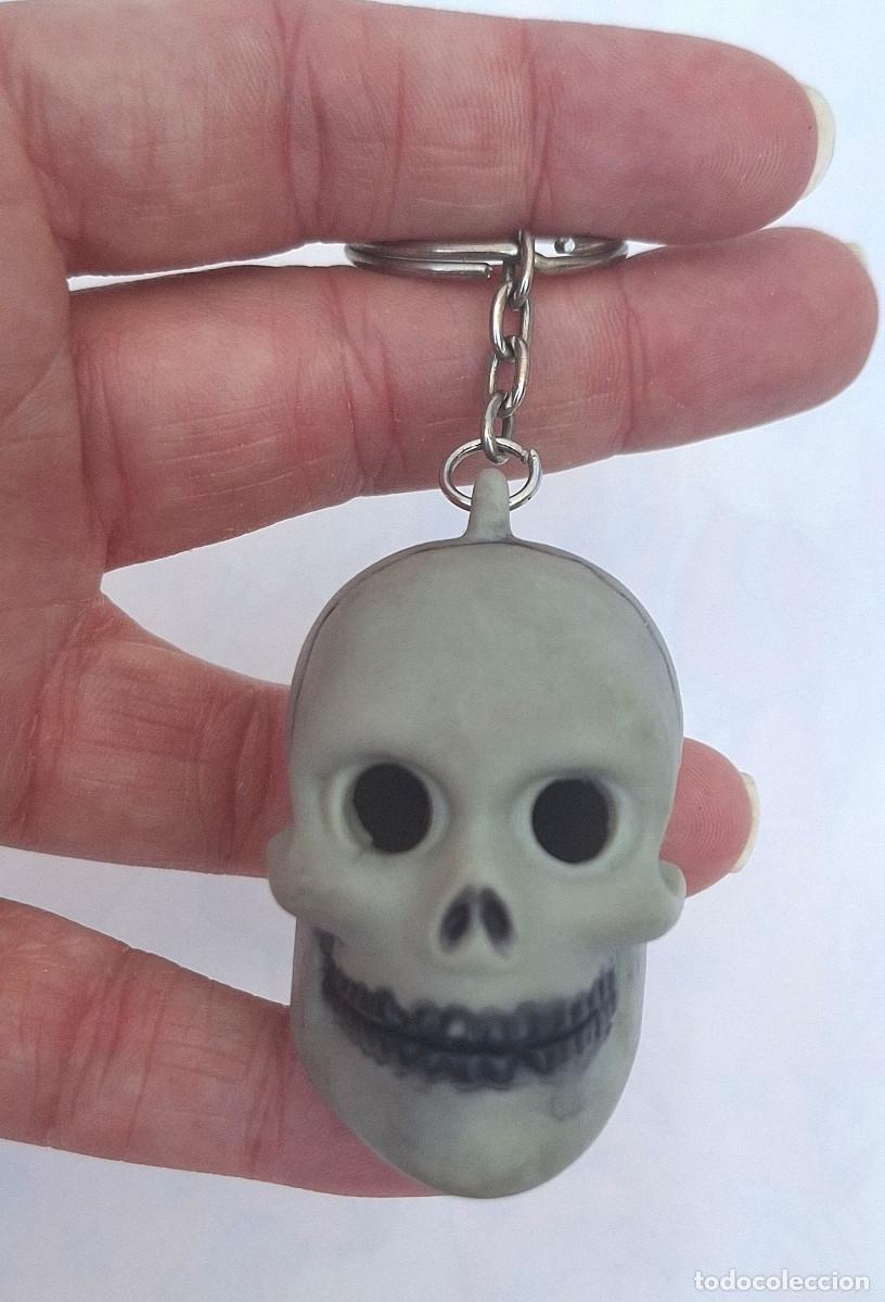 Coleccionismo de llaveros: Llavero calavera gris