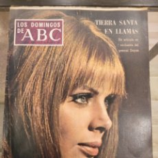 Colecionismo de Los Domingos de ABC: T1 LOS DOMINGOS DE ABC. SUPLEMENTO SEMANAL. BRITT EKLUND. TIERRA SANTA. 1968. Lote 186324097