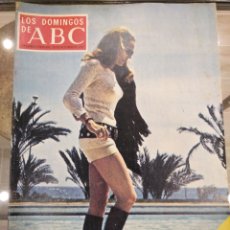 Colecionismo de Los Domingos de ABC: T1 LOS DOMINGOS DE ABC. SUPLEMENTO SEMANAL. ÚRSULA ANDRESS. 1973. Lote 186352383