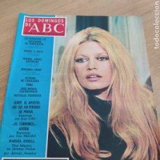 Colecionismo de Los Domingos de ABC: T2 LOS DOMINGOS DE ABC. AÑO 1973 MAYO. BRIGITTE BARDOT.. Lote 208060488