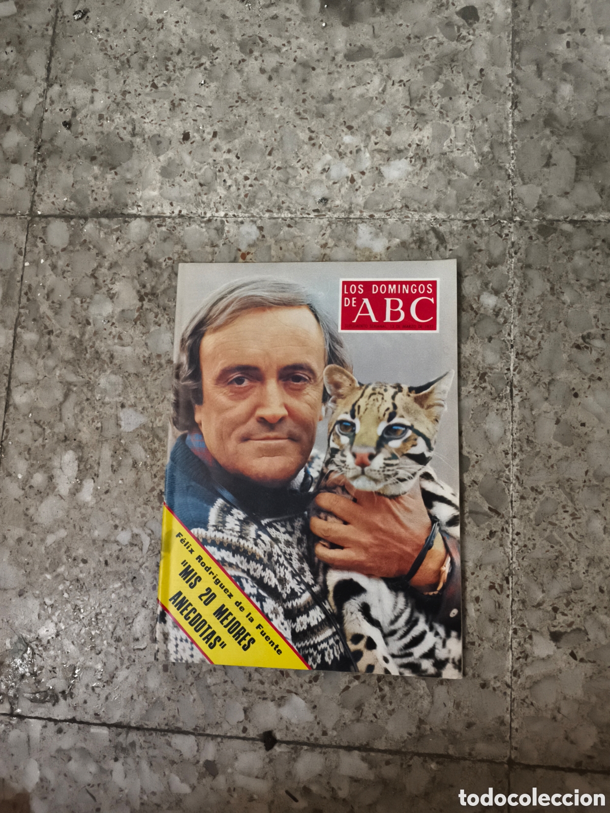 Coleccionismo de Los Domingos de ABC: Antigua revista Los Domingos de ABC portada F&eacute;lix Rodr&iacute;guez de la Fuente 1977