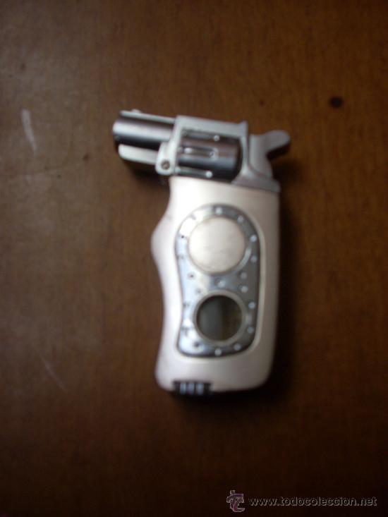 Mecheros: Mechero con forma de pistola. - Foto 1