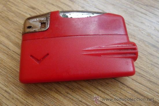 Mecheros: Mechero Ronson de plastico rojo - Foto 7