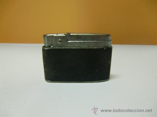 Mecheros: Mechero negro Silver March a gas - Foto 1