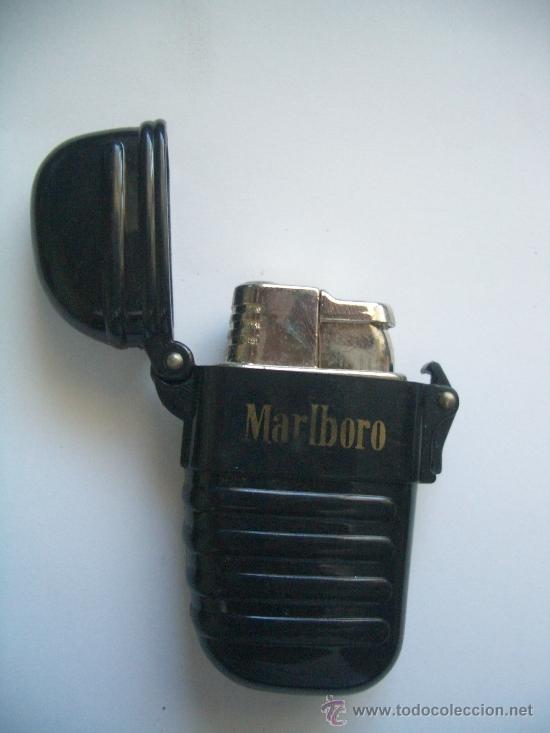 Mecheros: MECHERO de Marca de Tabaco - Marlboro - Foto 1