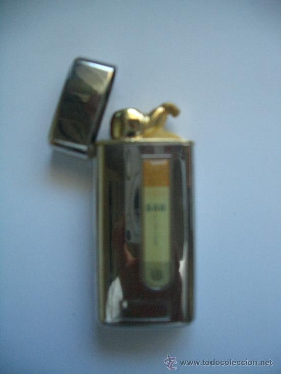 Mecheros: MECHERO de Marca de Tabaco - 555 - Foto 1