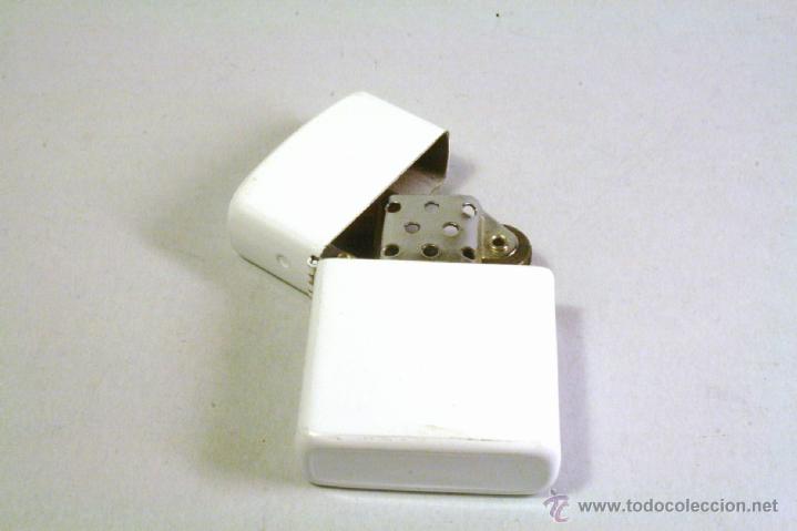 Mecheros: Encendedor - Mechero de gasolina blanco. - Foto 1