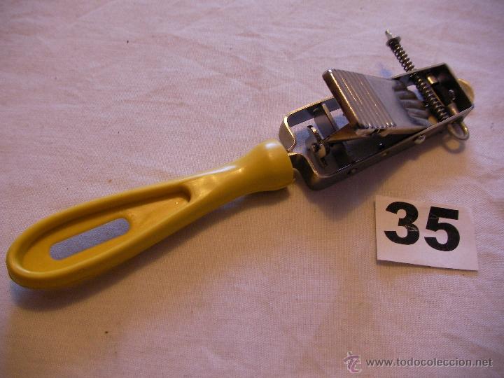 Mecheros: ANTIGUO MECHERO CHISPON DE COCINA - Foto 1