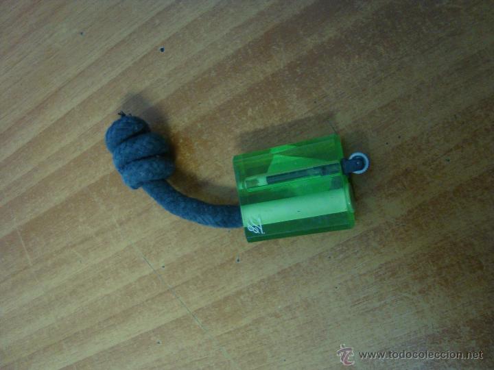 Mecheros: ANTIGUO CHISQUERO DE PLASTICO - Foto 1