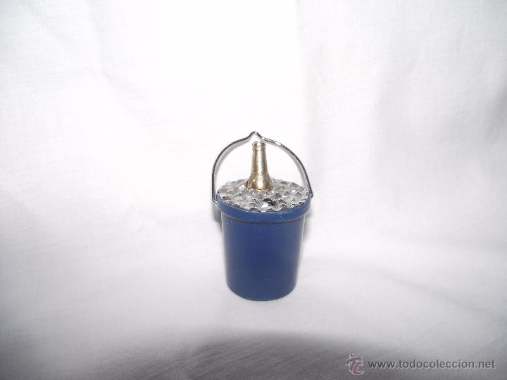 Mecheros: MECHERO CON FORMA DE CUBITERA DE HIELO - Foto 3